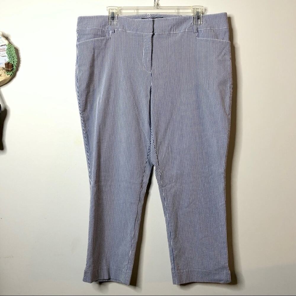 NY & Company Seersucker print Pants Size 16